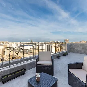 Terrace View-stylish Two Bedrooms Fully Ac-wifi Penthouse Apartament